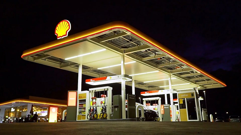 Featuring one of Shell Philippines' gasoline stations.