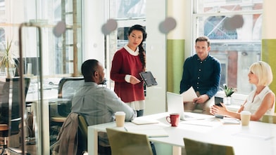 A team having a meeting