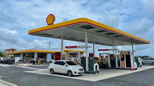 Car at Shell Station