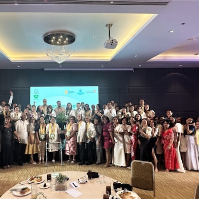 At the conclusion of Shell's highly successful pilot Roots to Shoots program held in Camarines Sur. Recipients of the plaque