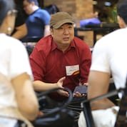 Startups and growing business owners asking Jason Dela Rosa, Founder of BounceBack Philippines, about his experience doing business experiments early in his career during the Shell LiveWIRE Homeroom Sessions.