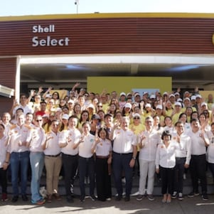 The men and women at Shell Pilipinas celebrate Shell FuelSave, and 110 years of Shell in the Philippines with global Shell executives who came to help mark the occasion.