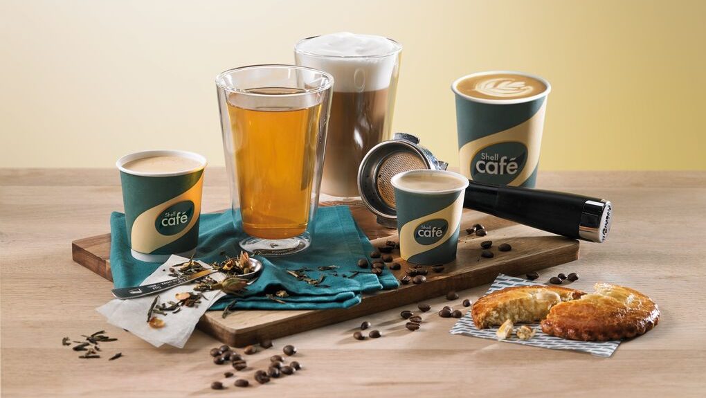Shell Cafè, which serves as essential part of the evolving Shell Pilipinas mobility stations cater to Filipinos' evolving tastes and needs with its coffee variety, rich chocolate drinks, and freshly baked pastries.
