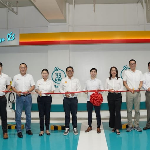 L-R: Jolo Valdez, Shell Pilipinas Corporation Head of E-Mobility, Vehicle Care, Convenience Retail, Business Alliances, Danny Siapuatco, Shell Pilipinas Corporation Head of Network Delivery, Maite Iturralde, Shell Pilipinas Corporation Head of Network Development, Randolph Del Valle, Vice President and General Manager Shell Mobility Philippines, Atty. Diego Santiago, Pasig City Government Assistant City Administrator, Arch. Renee C. Bacani, Ortigas Land Corporation VP and Head of Ortigas Malls, Atty. Michael David I. Abundo III, Ortigas Land Corporation VP & Head of Corporate, Davee M. Zuñiga, Ortigas Land Corporation Chief Finance Officer, Atty. Isagani Elias A. Elacio, Ortigas Land Corporation AVP - Head of External Affairs, and Engr. Randy F. Torres, Ortigas Land Corporation Head of Estancia Mall Operations.