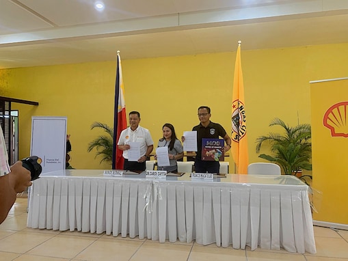 Batangas City MOU Signing with DepEd School Division Office – November 9, 2023 L-R: Mr. Serge Bernal – Vice President for Corporate Relations (SPC); Dr. Carol Gayeta - Senior Education Program Specialist- Social Mobilization and Networking Section (DepEd); Mr. Francis Macatulad, Program Director (ASSIST Asia)