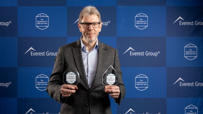 Jason Peckmore, Shell General Manager for Real Estate – Strategy and Portfolio, accepts the Top GBS Employer 2026 Award from Everest Group.