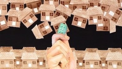 3rd Place: Paul John V. Galagar of the University of the Philippines-Los Baños, for his work “Pira-piraso”