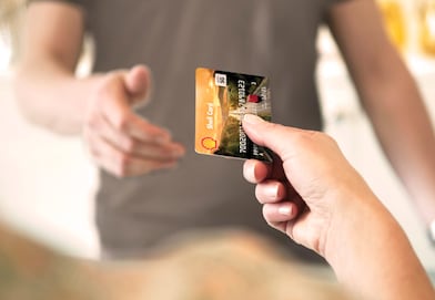 Shell card