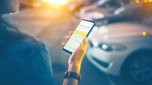 Man holding cell in hand
