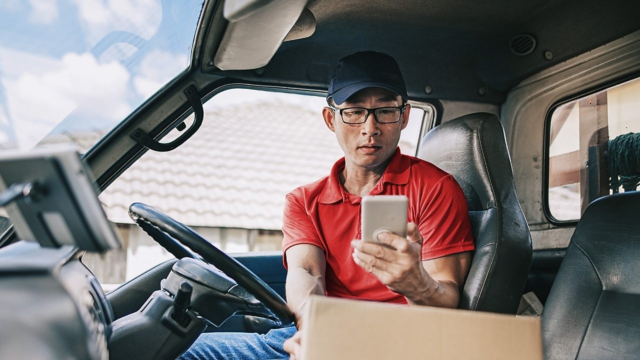 Download the Shell Fleet App