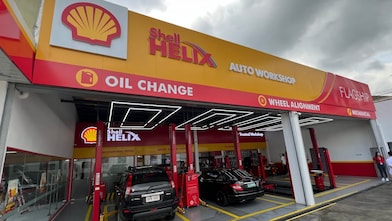 Shell Helix Flagship - Fairview
