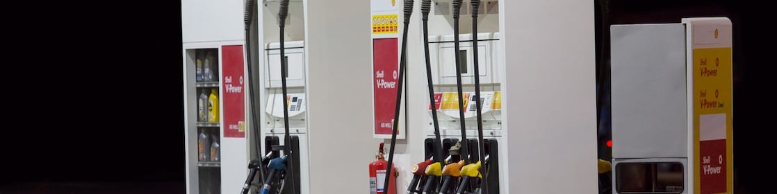 shell forecourt v-power pumps