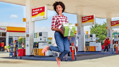 deli by Shell food selection