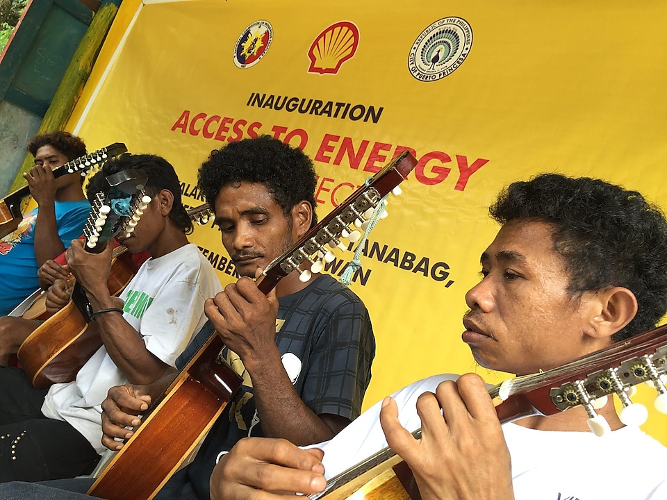 Bataks playing music